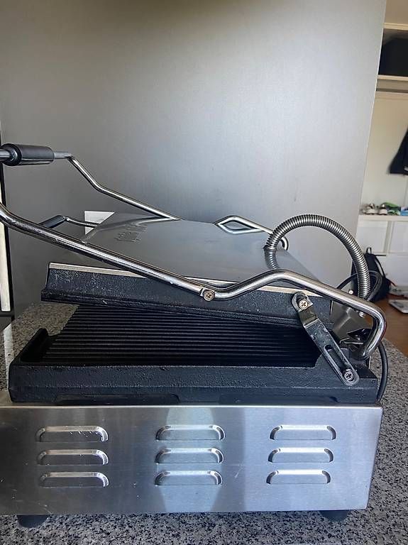 Elettrodomestici da cucina: Kontaktgrill Pro Equip – Usato da Pfungen venduto da crepesundshakes 3