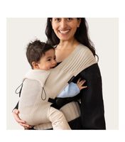 Flybaby Babytrage in Crème – Wie neu (mit OVP & Anleitung)