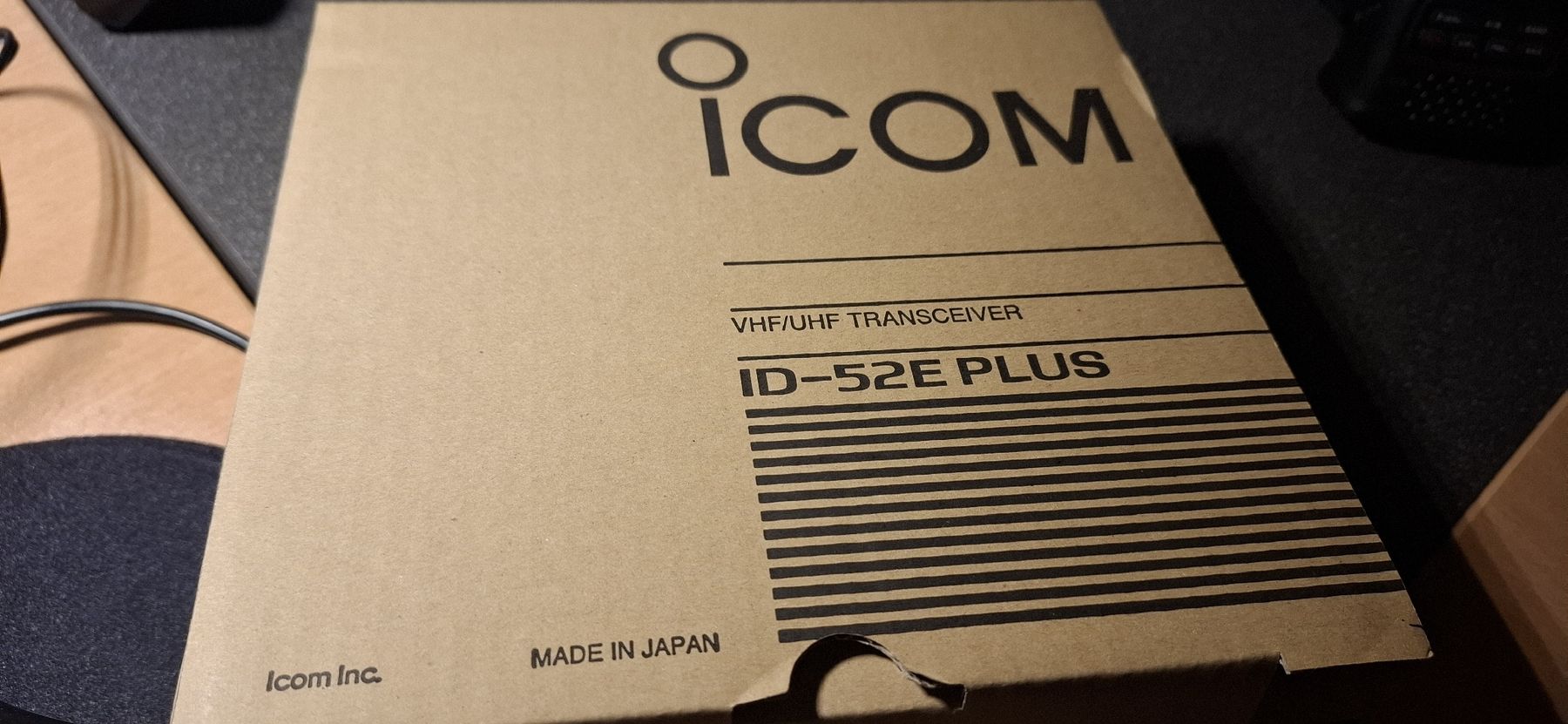 Icom Technique de radiocom: Icom-ID52 E Plus Versand+Verpackung – D'occasion à Chur par Giffa-04-06 5