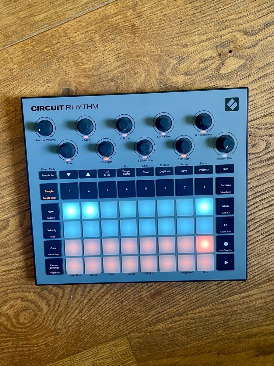 Novation Musikinstrumente: Circuit Rythm Novation – Gebraucht aus La Croix-de-Rozon von gesbib 1