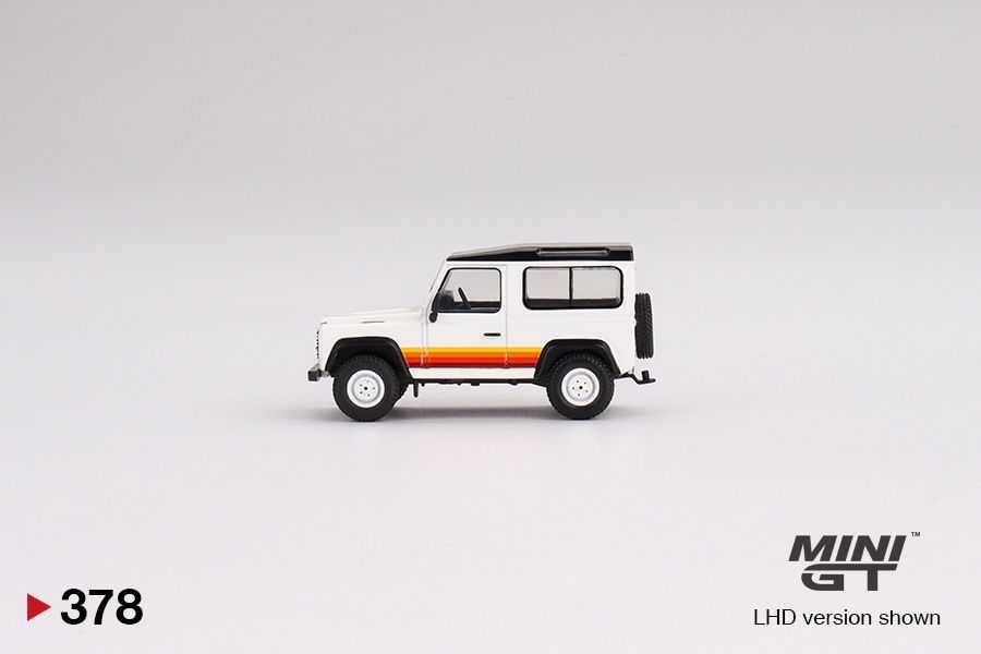 Land Rover Modellini d'auto: Land Rover Defender 90 Wagon 1/64 – Nuovo e nell'imballaggio originale da Wohlen AG venduto da PrivatSammlung 3