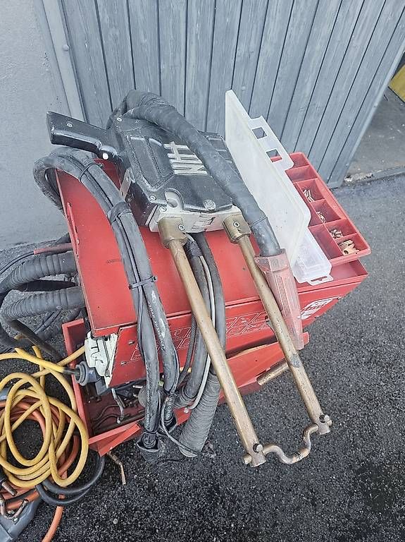 Saldatori: Punktschweissgerät – Usato da Emmenbrücke venduto da Bmwx1905 3