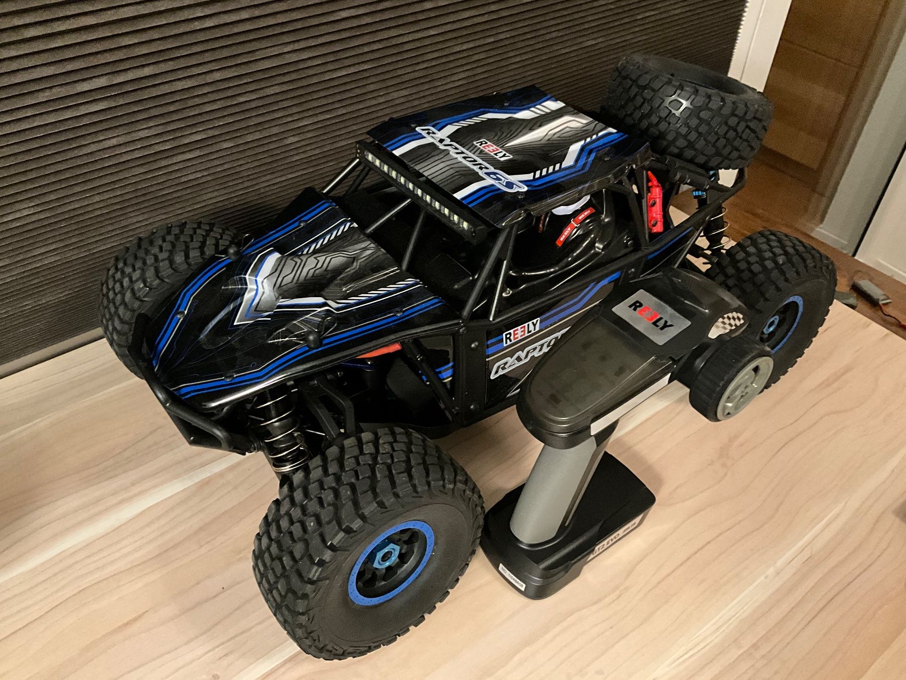 Reely Modellismo RC: Reely Raptor 6s – Nuovo (secondo la descrizione) da Hildisrieden venduto da lau_hxg8