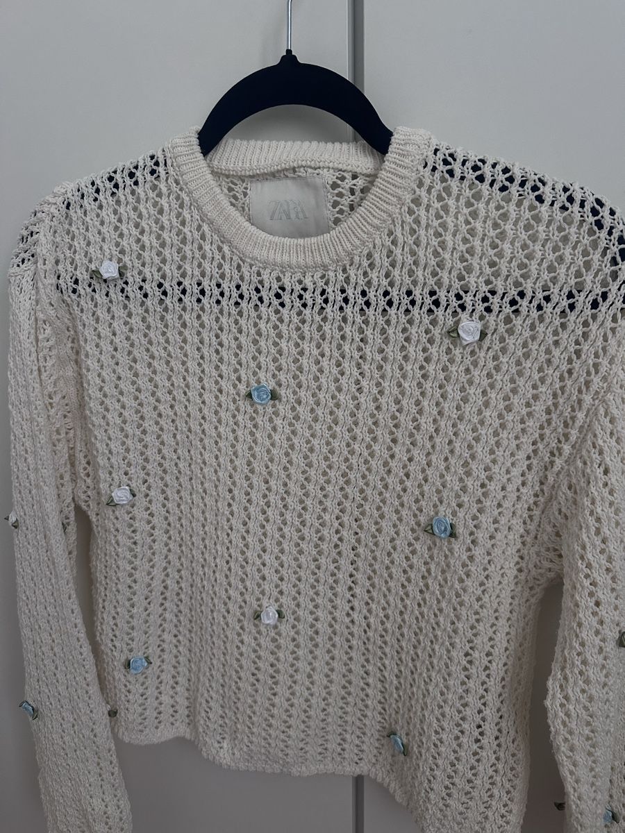 Pullover & Sweatshirts: Strickpullover mit Blumen – Gr. XS – Neu (gemäss Beschreibung) aus Affoltern am Albis von nadia.herz