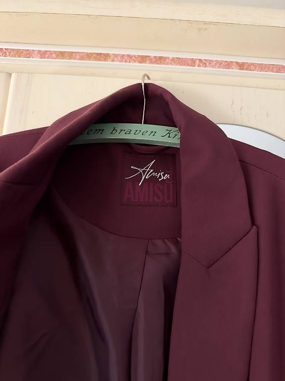 Giacche: Blazer bordeaux  – Nuovo e nell'imballaggio originale da Gorduno venduto da deesssiree 1