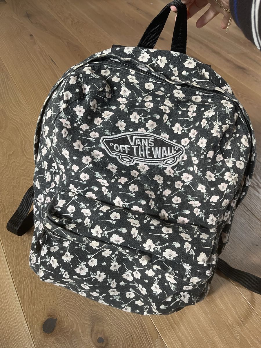 Vans Kindertaschen: VANS Rucksack Blumenmuster – Gebraucht aus Hugelshofen von _riirii13 1