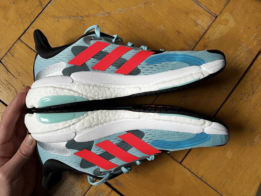 Adidas Scarpe da donna: Adidas Sportschuhe Gr. 40 – Nuovo (secondo la descrizione) da Zürich venduto da leo_d7j5 2