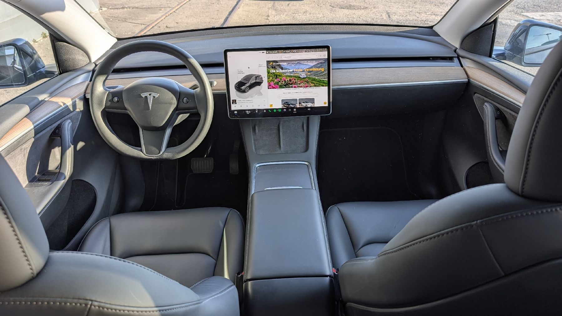 Tesla Automobili: Tesla Model Y Long Range Miete: 1 Monat – Usato da Uerzlikon venduto da EV-Adventure 2