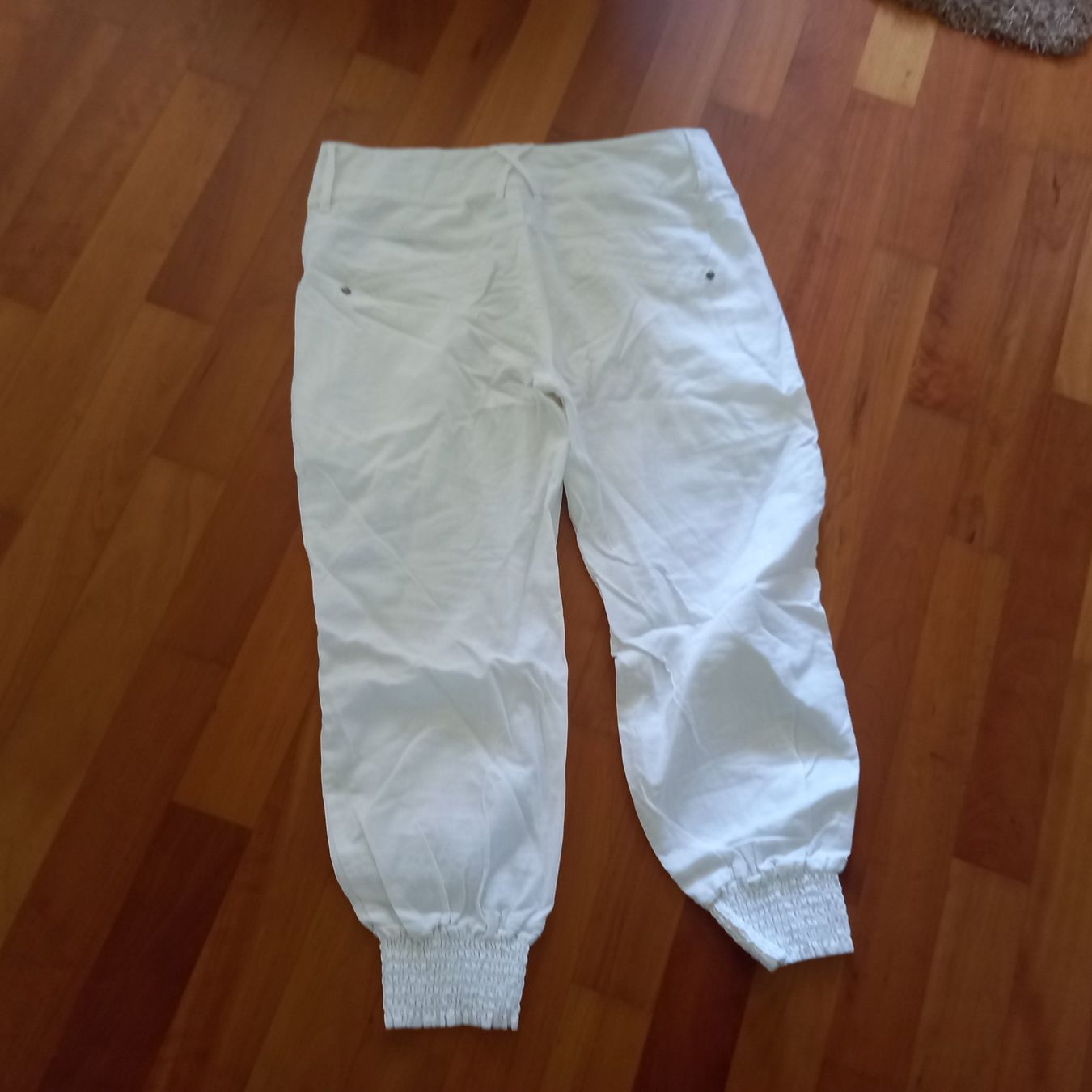 Zara Pantaloni: 3/4 Hose Zara leinen/viskose – Usato da Ennetmoos venduto da enzian24