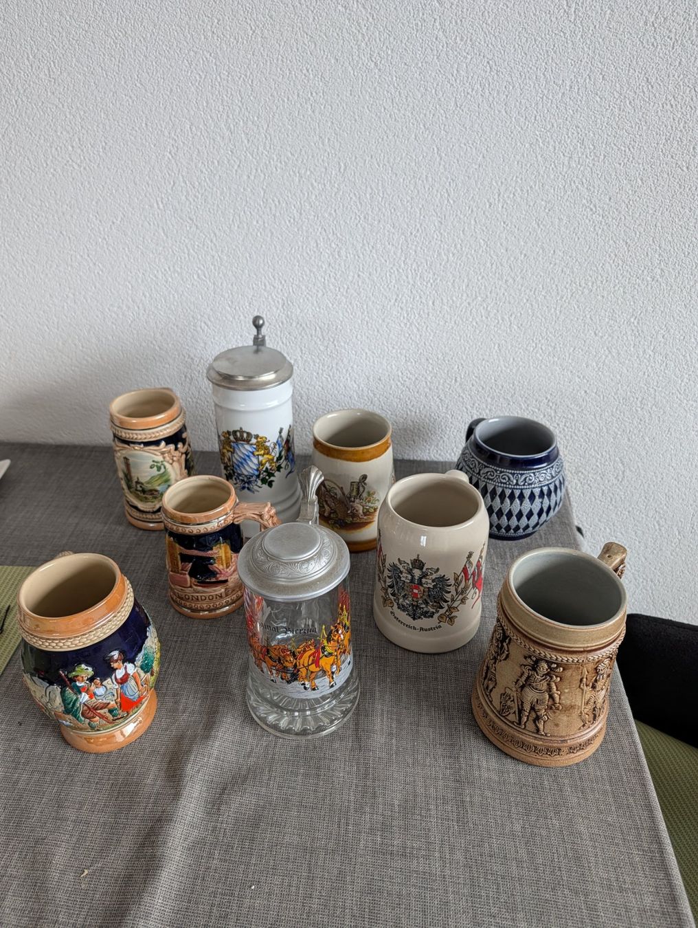 Bicchieri: 9 Sammlung Bierkrüge – Usato da Bern venduto da ari_66yc 1