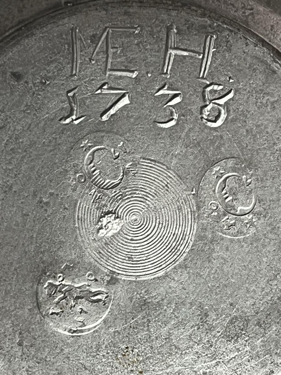 Karaffen: Barocker Zinn Walzenkrug  datiert 1738 – Gebraucht aus Hermetschwil - Staffeln von Juergso 4