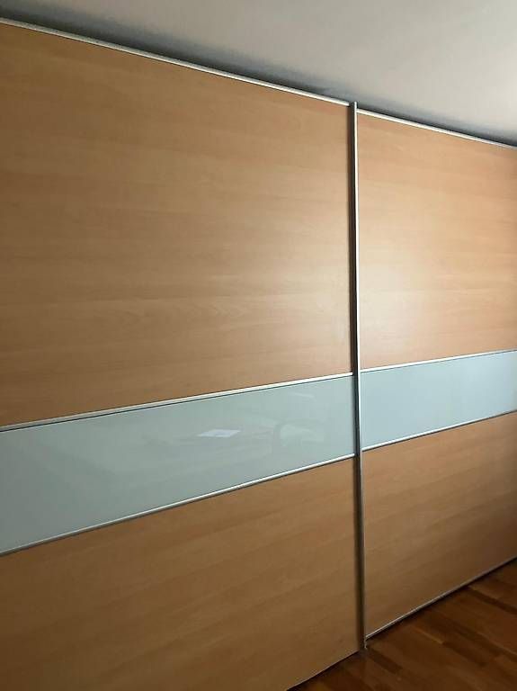 Armadi: Schrank mit Schiebetüre GRATIS – Usato da Bern venduto da promo-center