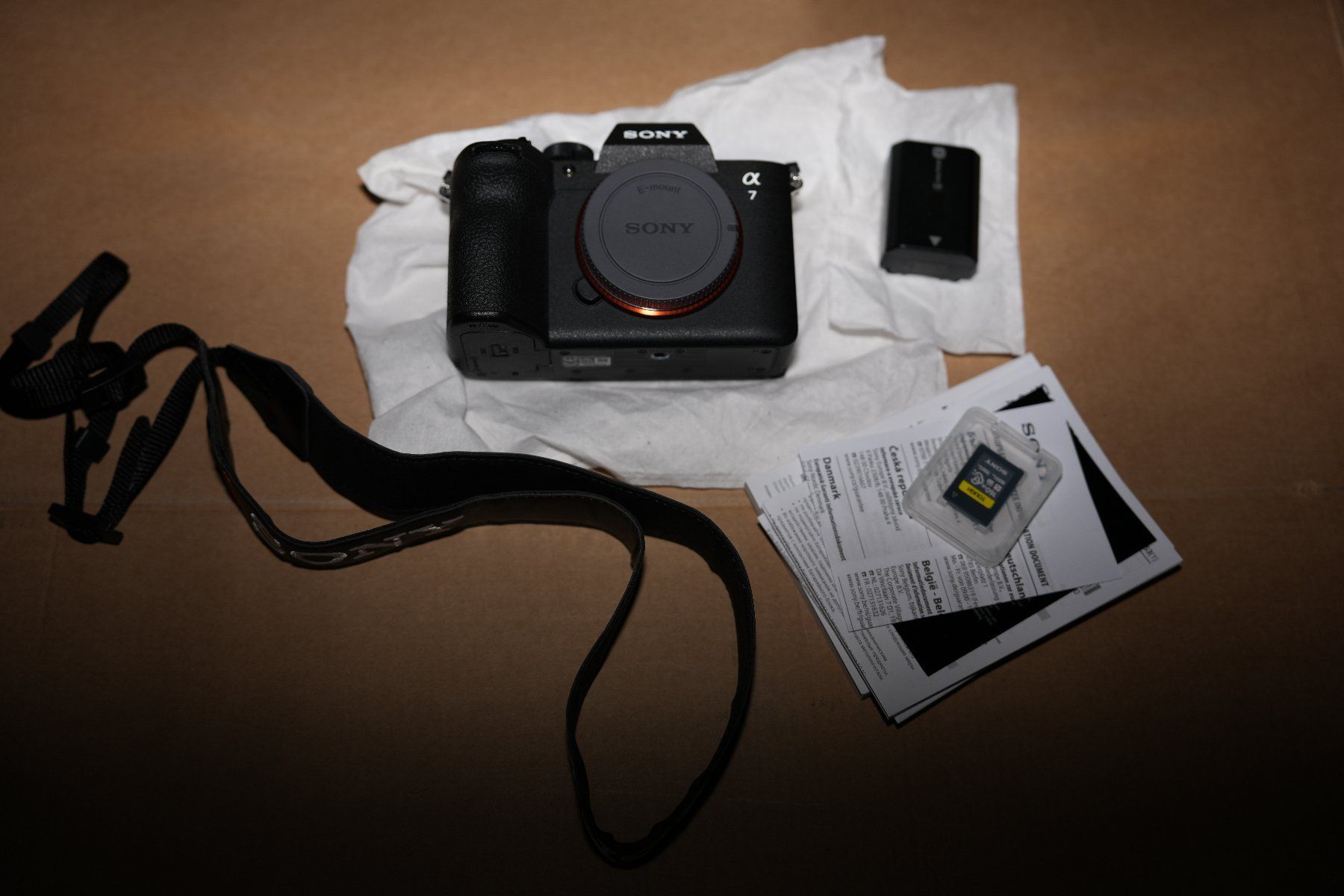 Sony Fotocamera: Sony Alpha 7 V Body – Nuovo (secondo la descrizione) da Zürich venduto da Verkaufen-Schweiz 1