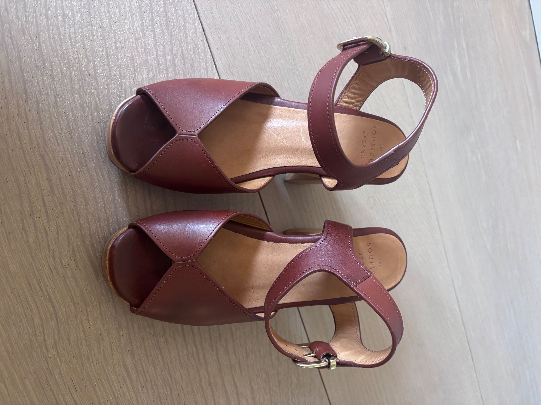 Sezane Scarpe da donna: Sandalen Sézane Grösse 35 – Nuovo (secondo la descrizione) da Zürich venduto da Brocante1 2