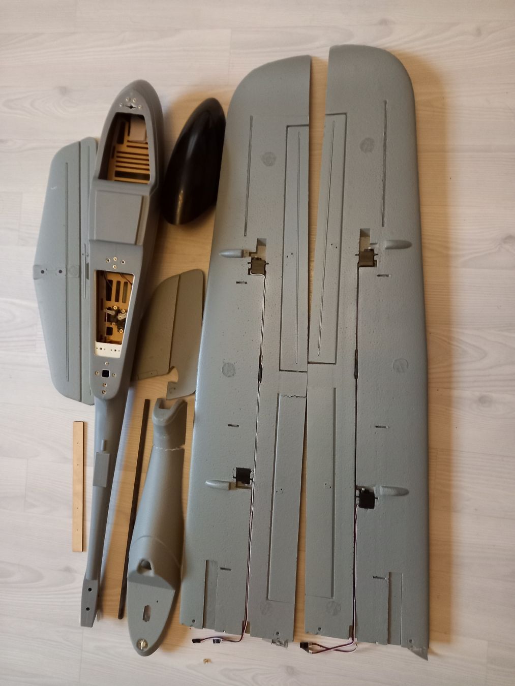 RC Modellbau: Flugzeug Volantex – Gebraucht aus Thayngen von OLMIC 1