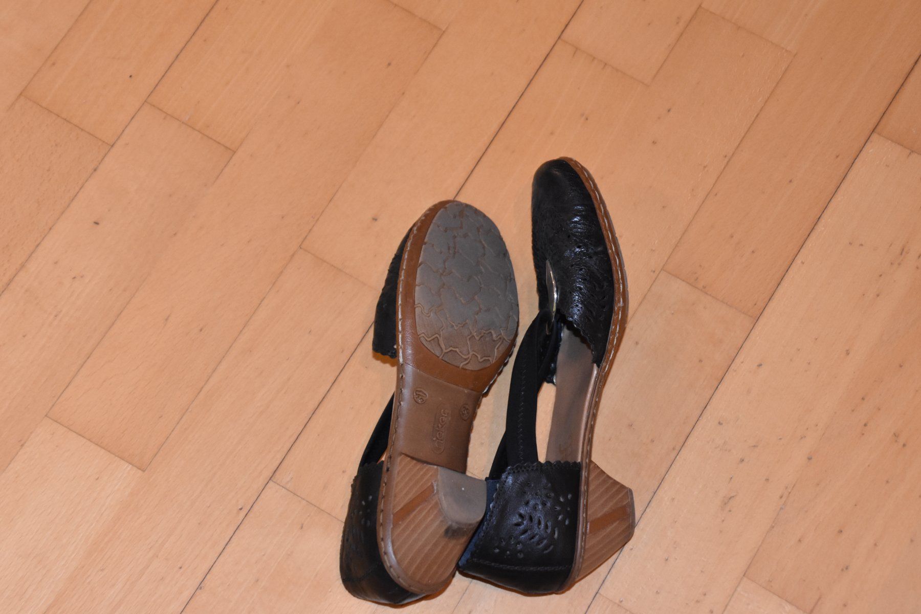 Rieker Scarpe da donna: Damen-Schuhe Rieker, Grösse 39 – Usato da zollikerberg venduto da Momi6 2