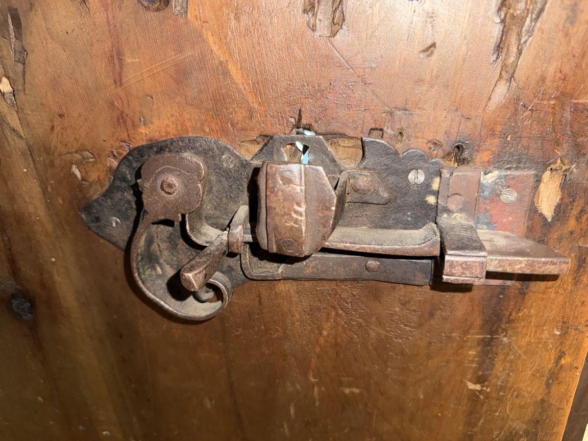 Armadi: Antiker Bauernschrank, original Bemalung – Usato da Zürich venduto da d.reitzer 2