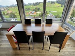 Nussbaum Massivholz Tisch