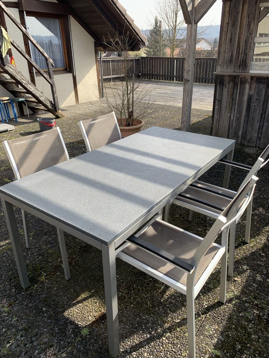 Tavoli: Gartentisch mit vier Stühle – Usato da Wynau venduto da mar_crg6 2