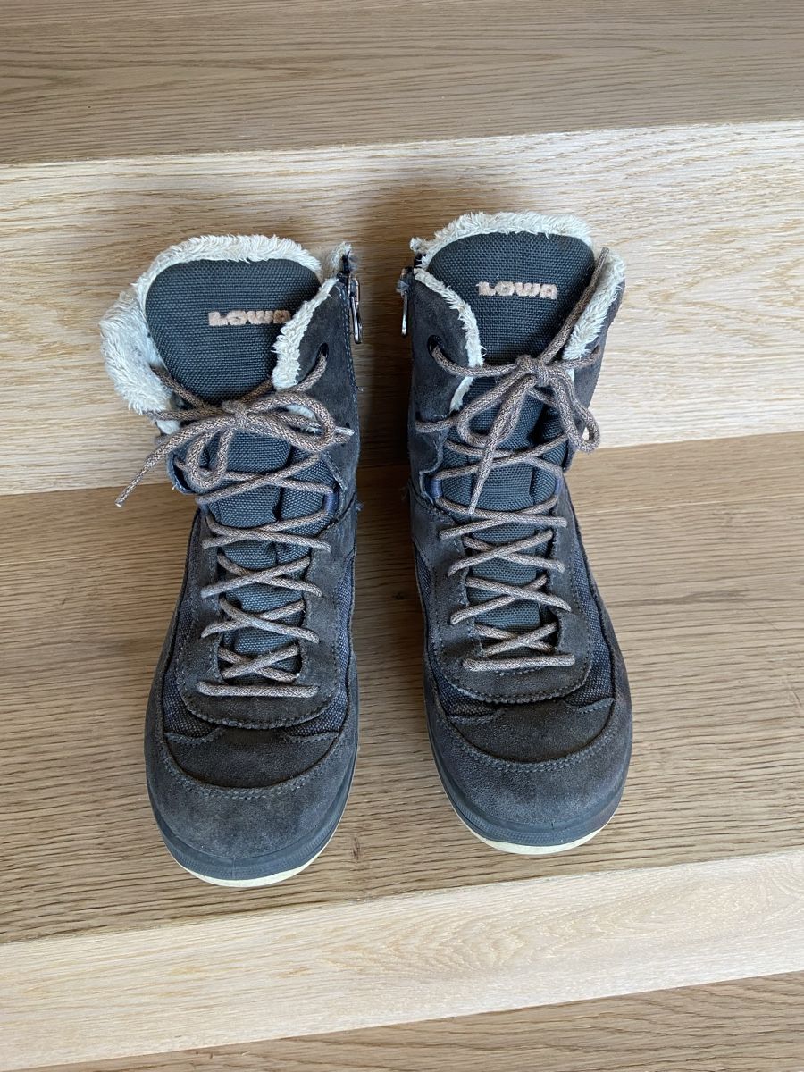 Schuhe für Jungen: Winterschuhe Gr. 35 – Gebraucht aus Lützelflüh-Goldb von N.H.