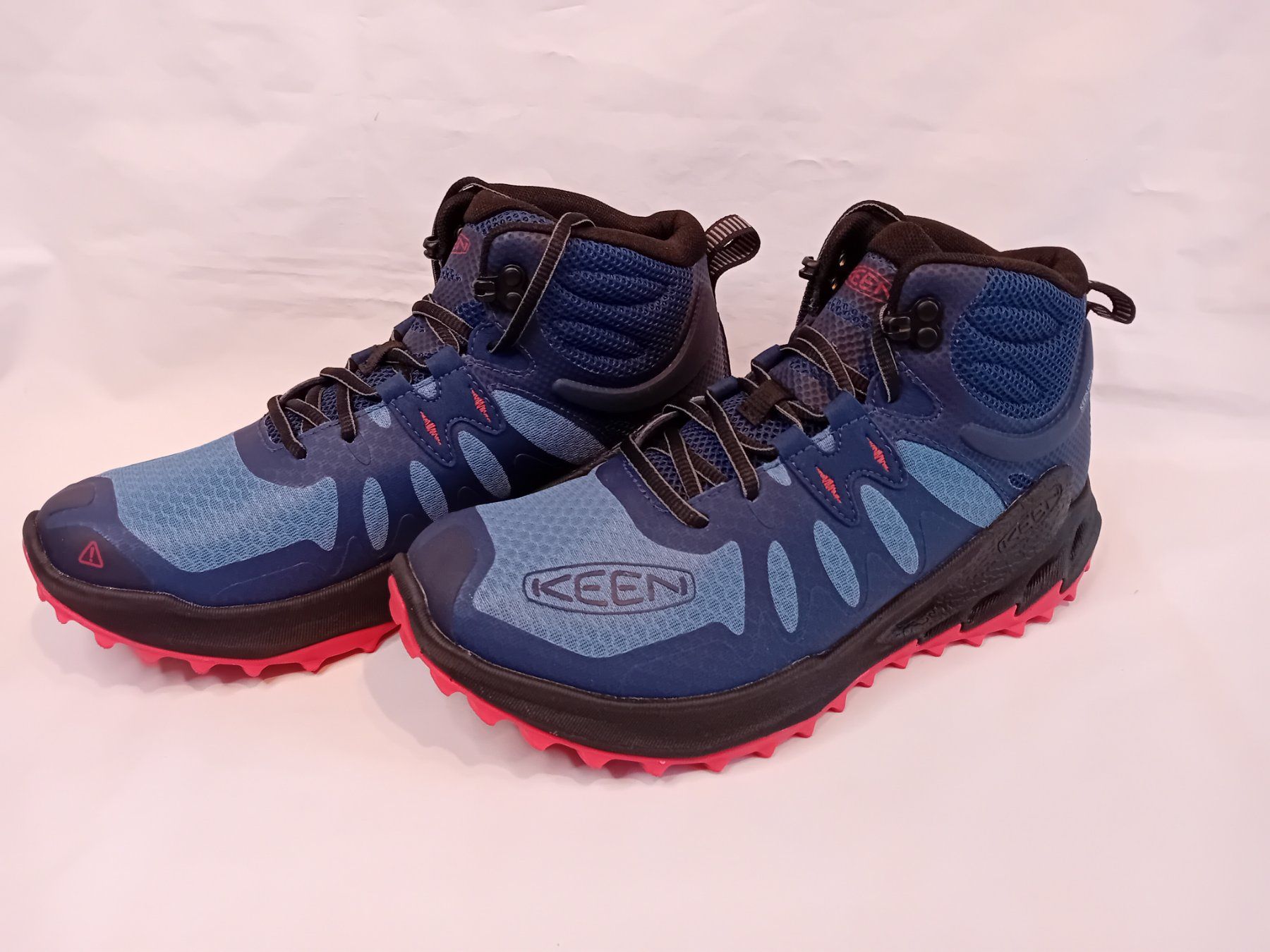 Keen Scarpe da uomo: KEEN Zionic Herren Wanderschuhe Gr.42 Wasserdicht Neu – Nuovo (secondo la descrizione) da Schweizersholz venduto da freyle1