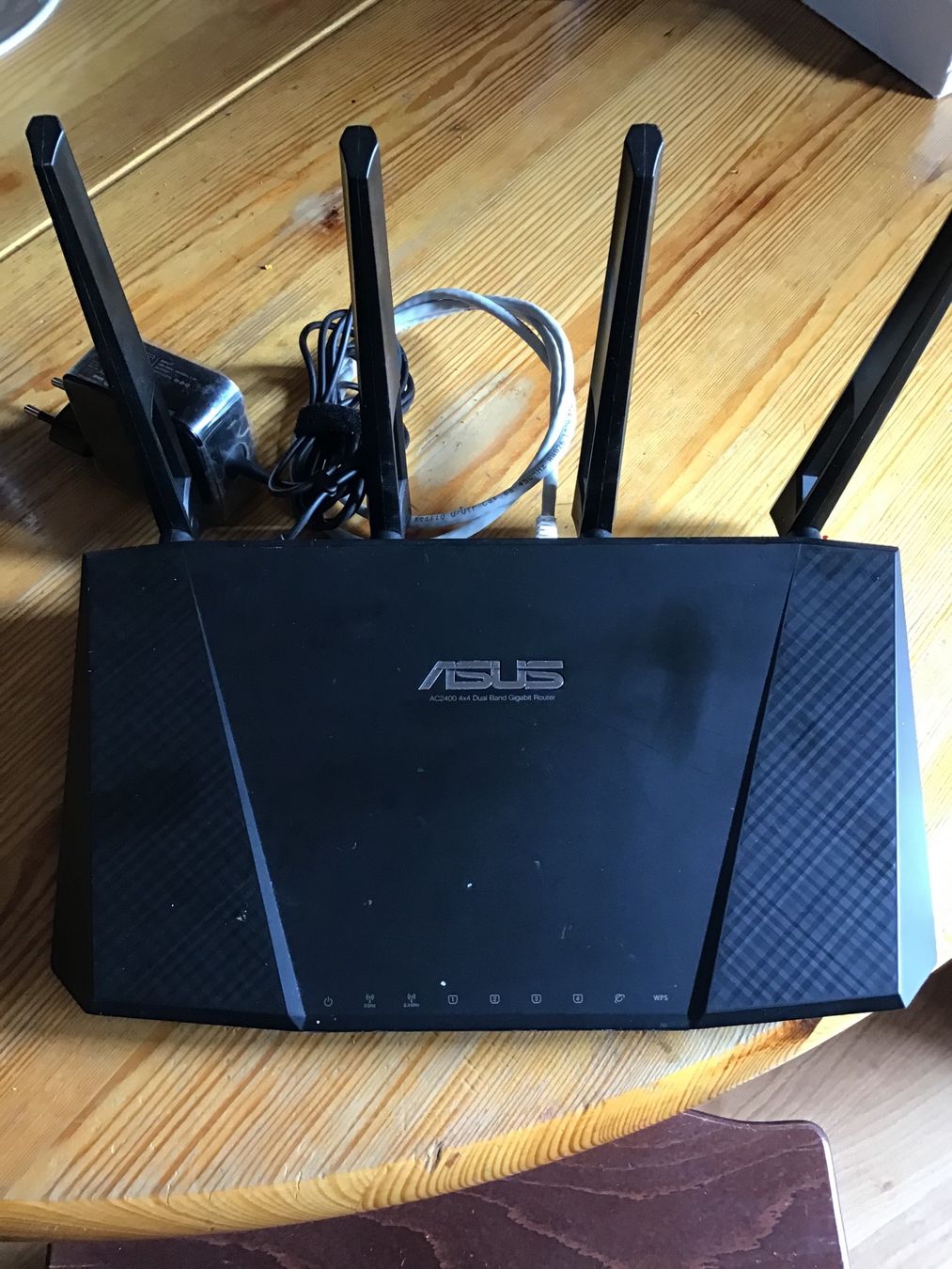 Asus Dual Band Gigabit Wireless AC Router AC2400 (Gebraucht) in ...