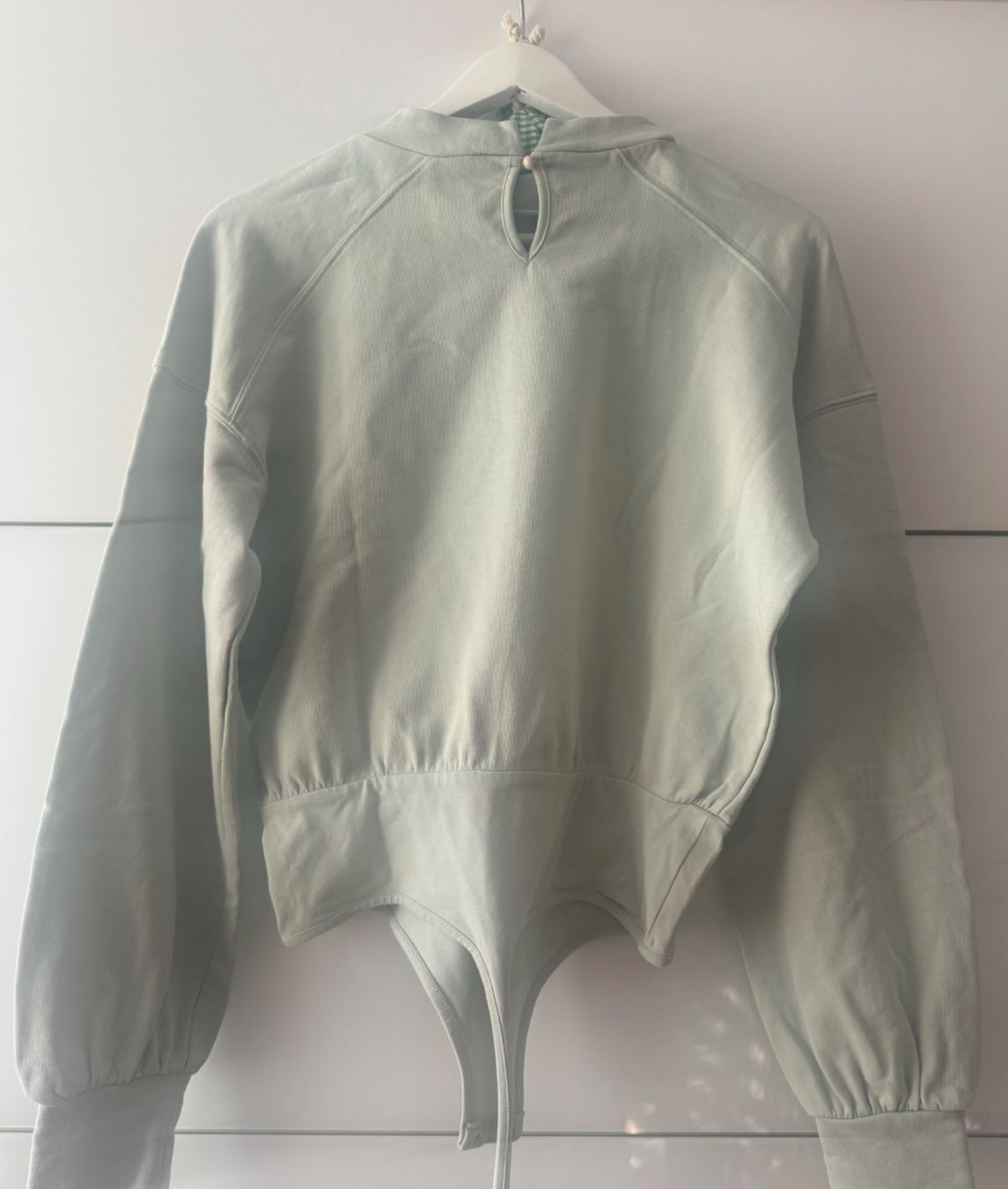 Na-kd Pullover & Sweatshirts: Cooler Bodysuit Pullover in pastellgrün, Grösse M – Neu (gemäss Beschreibung) aus Zürich von Leg_elif8022 1