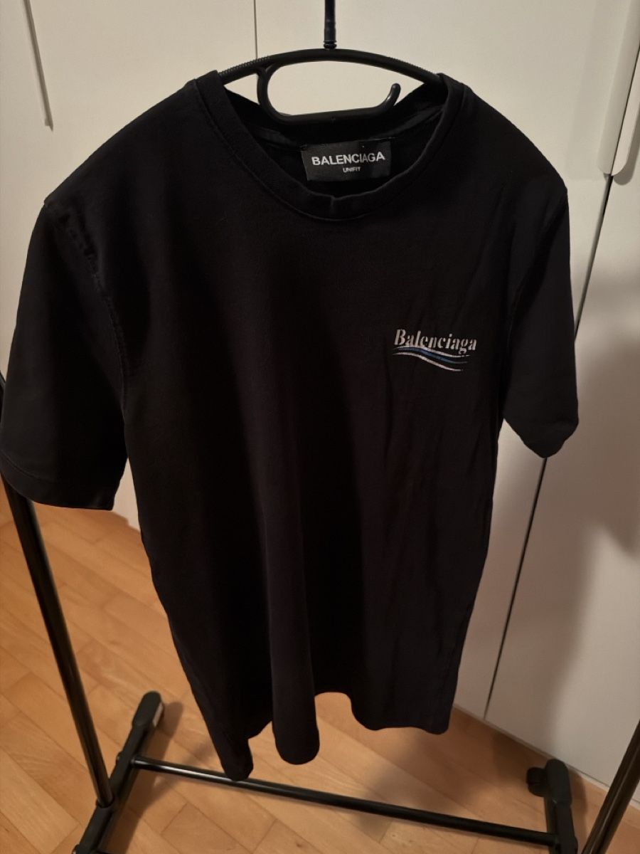 Balenciaga T-shirts: Balenciaga – D'occasion à Sementina par bru_vpp5