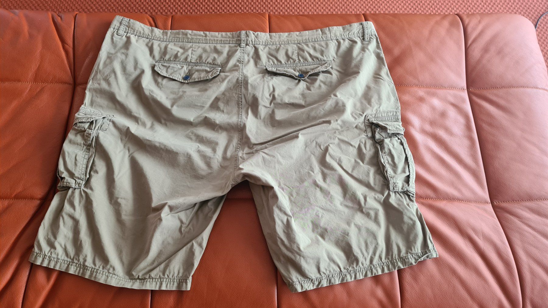 Pantaloni: Shorts Brühl Grösse 6/7 XL – Usato da Zürich venduto da Agios 1