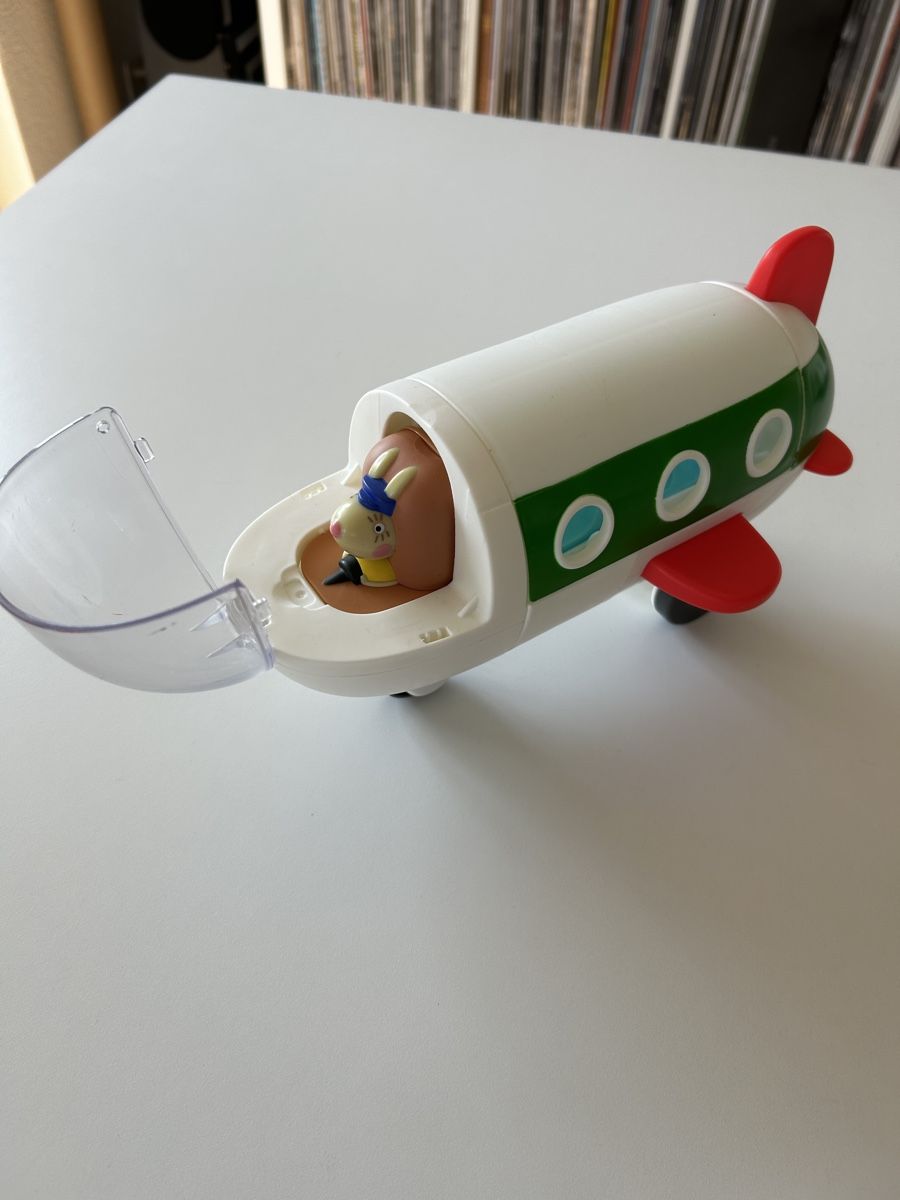 Jouets: Peppa Pig Flugzeug mit Miss Rabbit – D'occasion à St. Gallen par Kiwi023 1