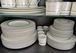 Exklusives Porzellan Service - NEU!!!