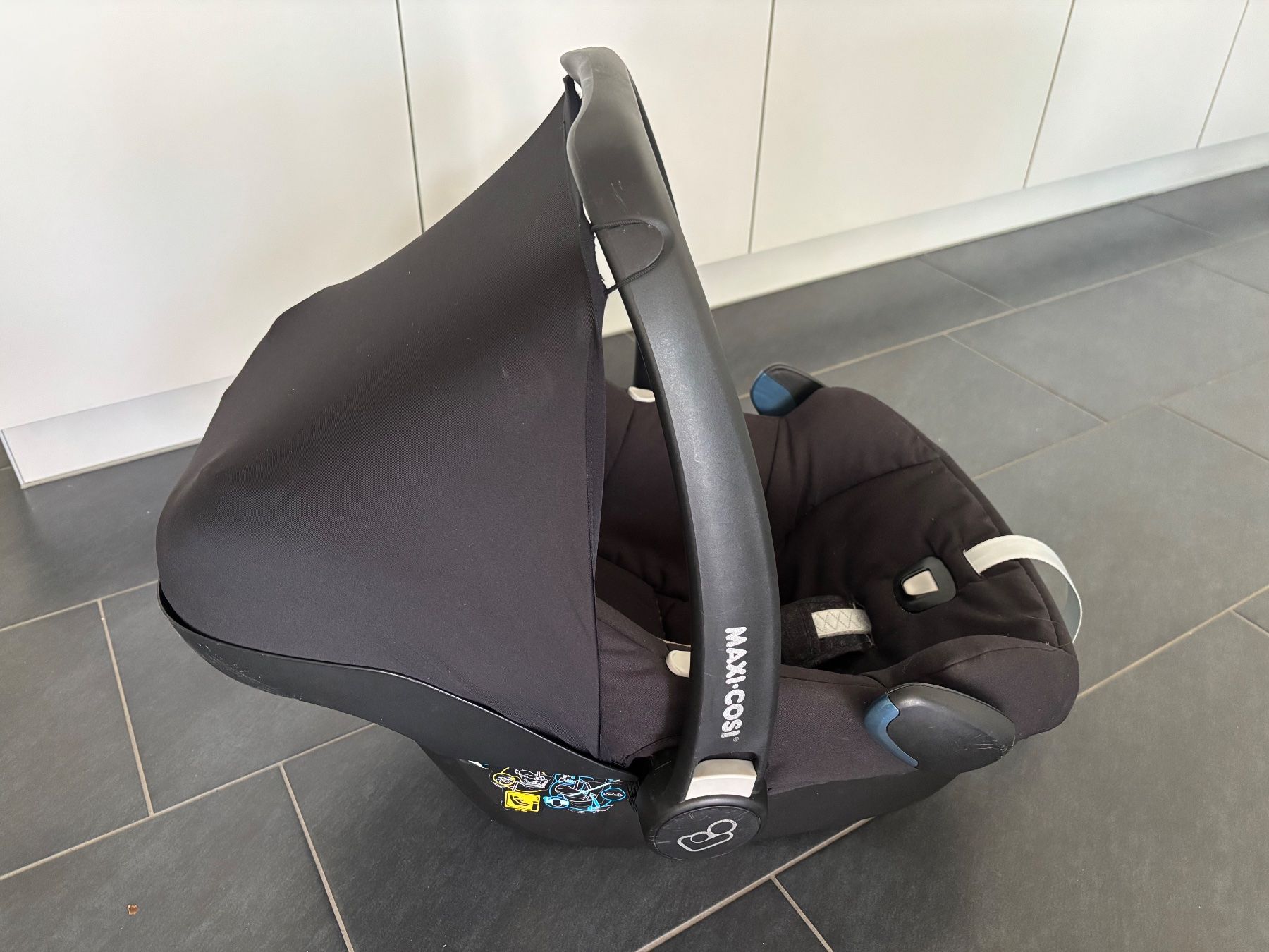 Maxi-Cosi Seggiolini per auto: Maxi Cosi I Size – Usato da Ennetbürgen venduto da HaakCHCH 1
