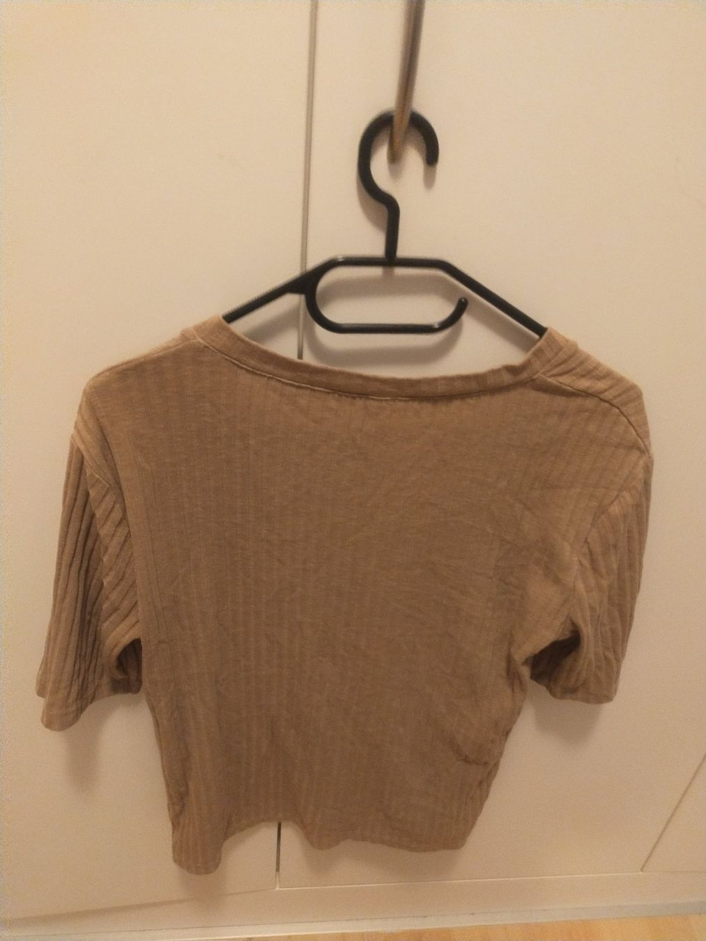 Na-kd Tops: NA-KD Top, Rippstrick, beige, Gr. M – Gebraucht aus Tägerig von mikky02 2