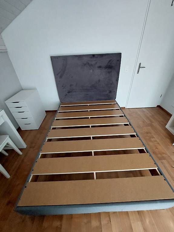 Letti: Bett, Bettgestell 140×200 – Usato da Schachen LU venduto da Mister-jo 2