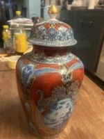 Kaiser Porzellanvase "Siam", mehrfach repariert.(d)