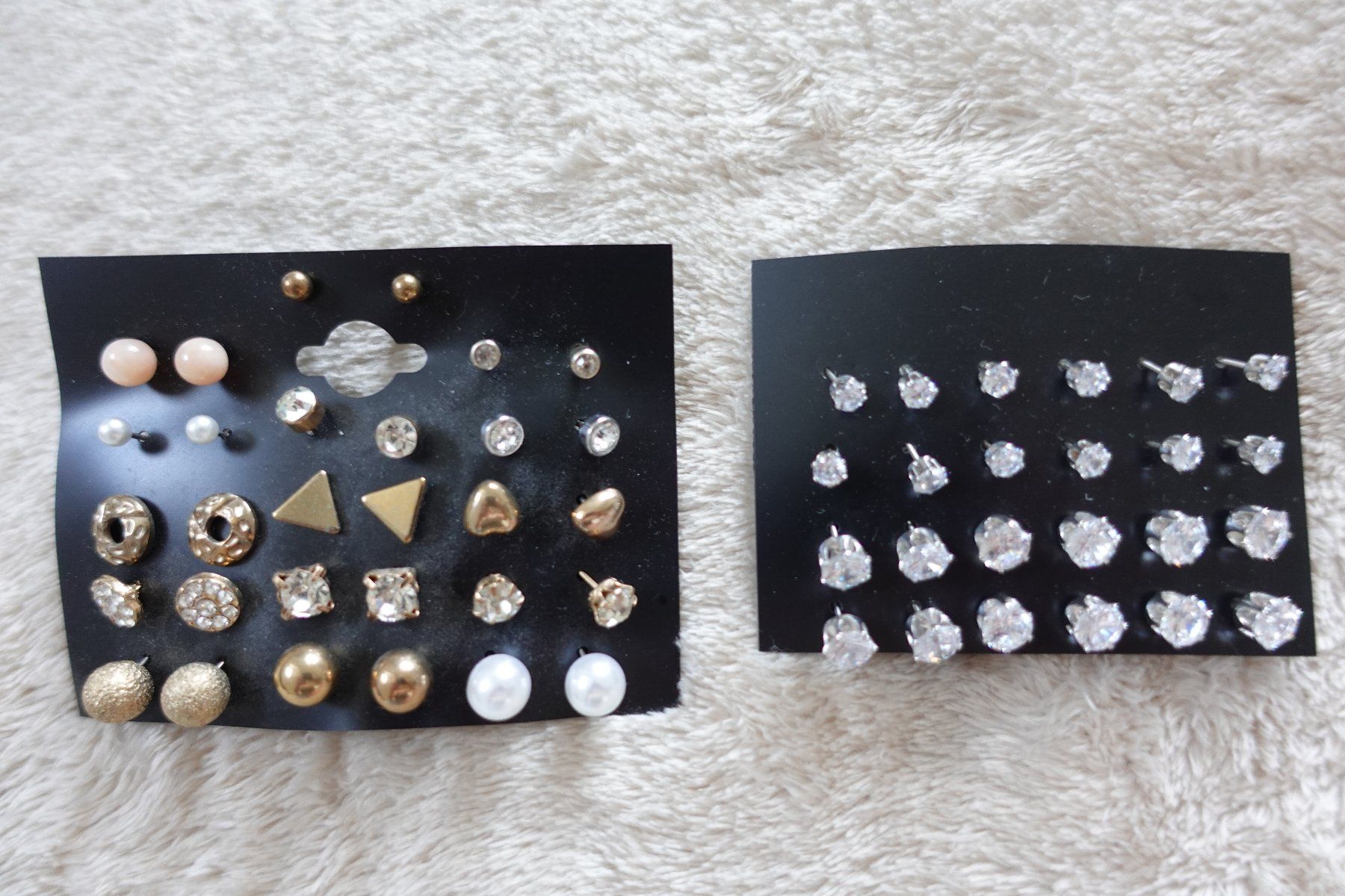 Boucles d'oreille: 1 neues Set mit 54 Ohrstecker – Neuf (Voir description) à rorschach par bab_2yt6