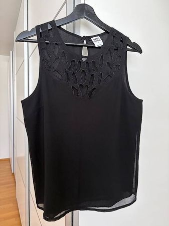 Vero Moda Top schwarz Gr. M neuwertig