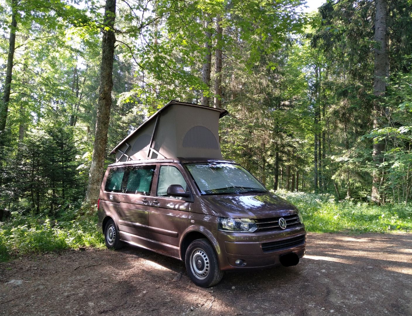 VW Veicoli da campeggio: VW T5 California TDI – Usato da La Chaux-de-Fonds venduto da BI_2300