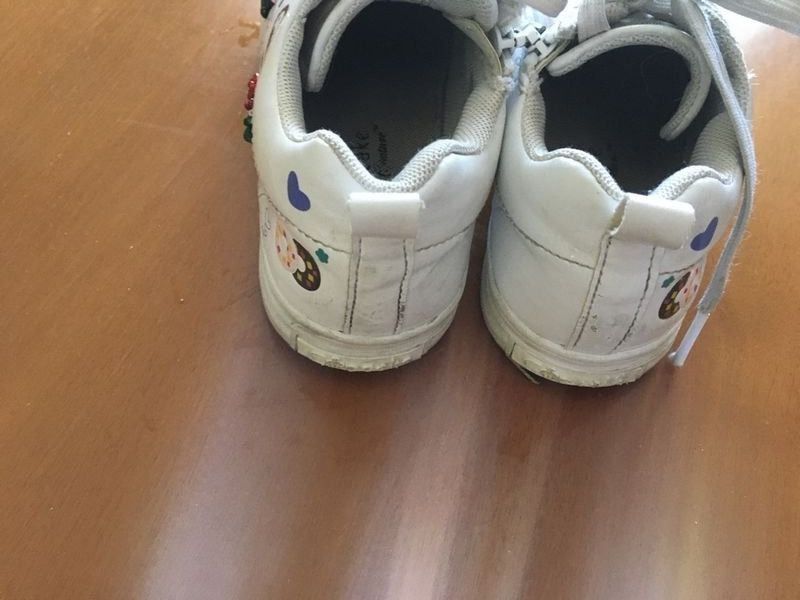 Scarpe per ragazze: Mädchen Schuhe mit Cupcake+Melone 29 – Usato da Bergdietikon venduto da antovale 2