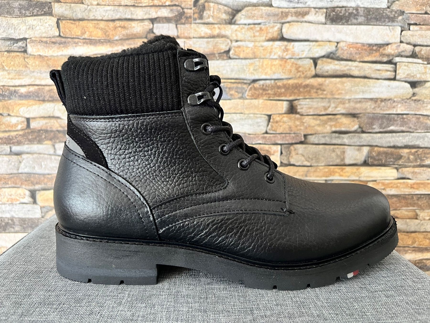 Tommy Hilfiger Scarpe da uomo: Tommy Hilfiger Warm Corporate Gr. 45 – Nuovo e nell'imballaggio originale da Bern venduto da No1e 5