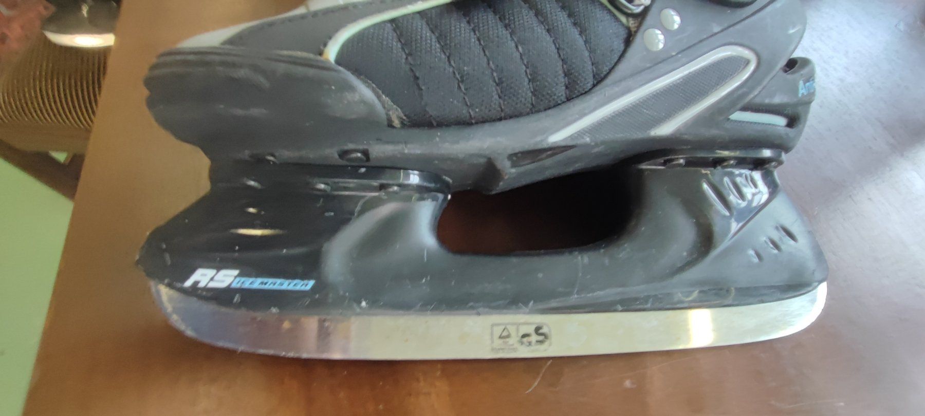 Pattini da ghiaccio: Schlittschuhe, Grösse 38 gut erhalten – Usato da Mosnang venduto da KurtHe 2