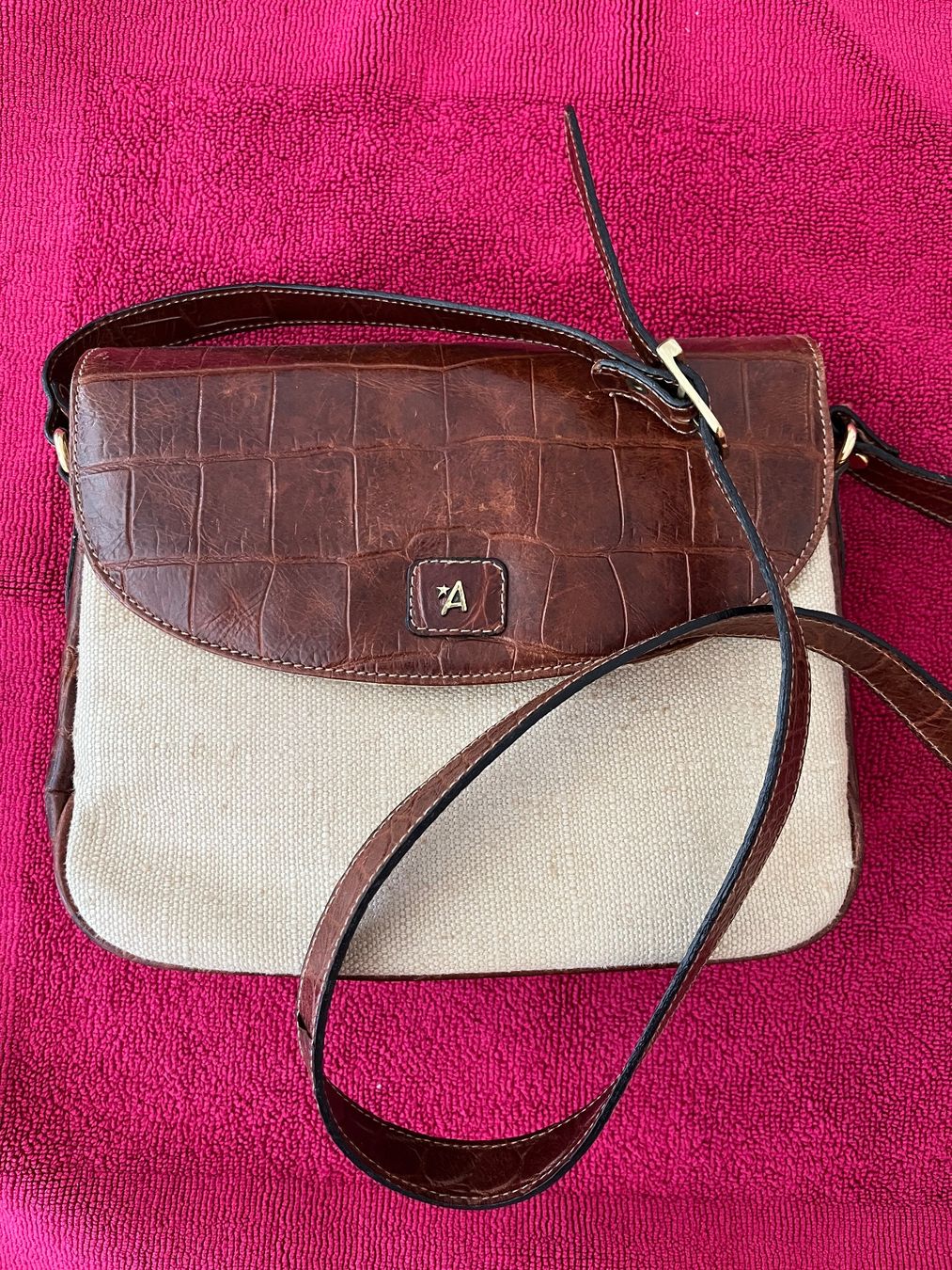 Borse da donna: Original Assima Handtasche Vintage – Usato da Basel venduto da pat_yp5k