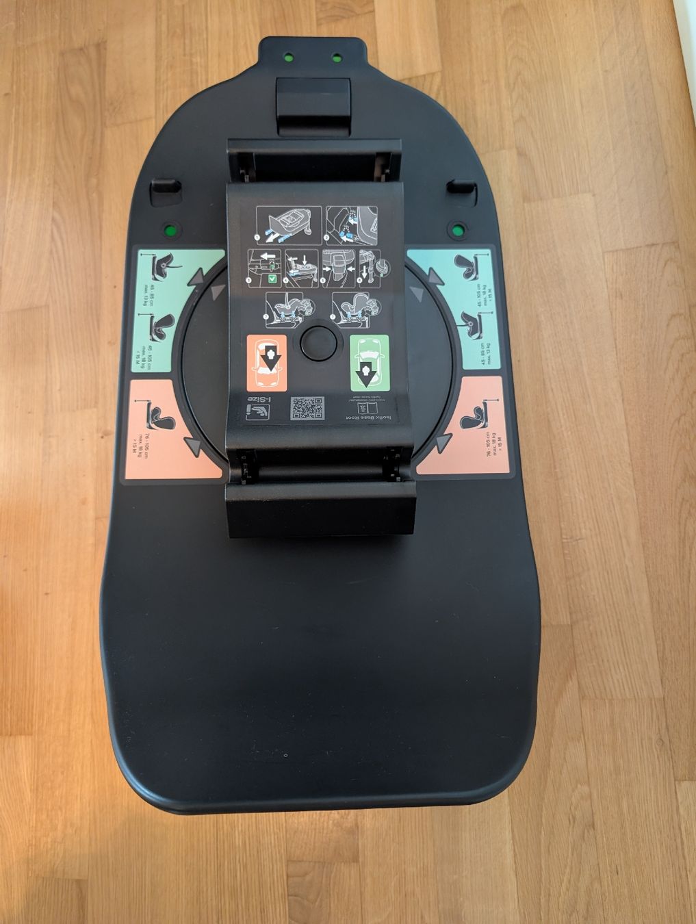 ABC Design Seggiolini per auto: Babyschale Tulip von ABC Design inkl passender Isofix-Base – Usato da Winterthur venduto da SanRemo7 3