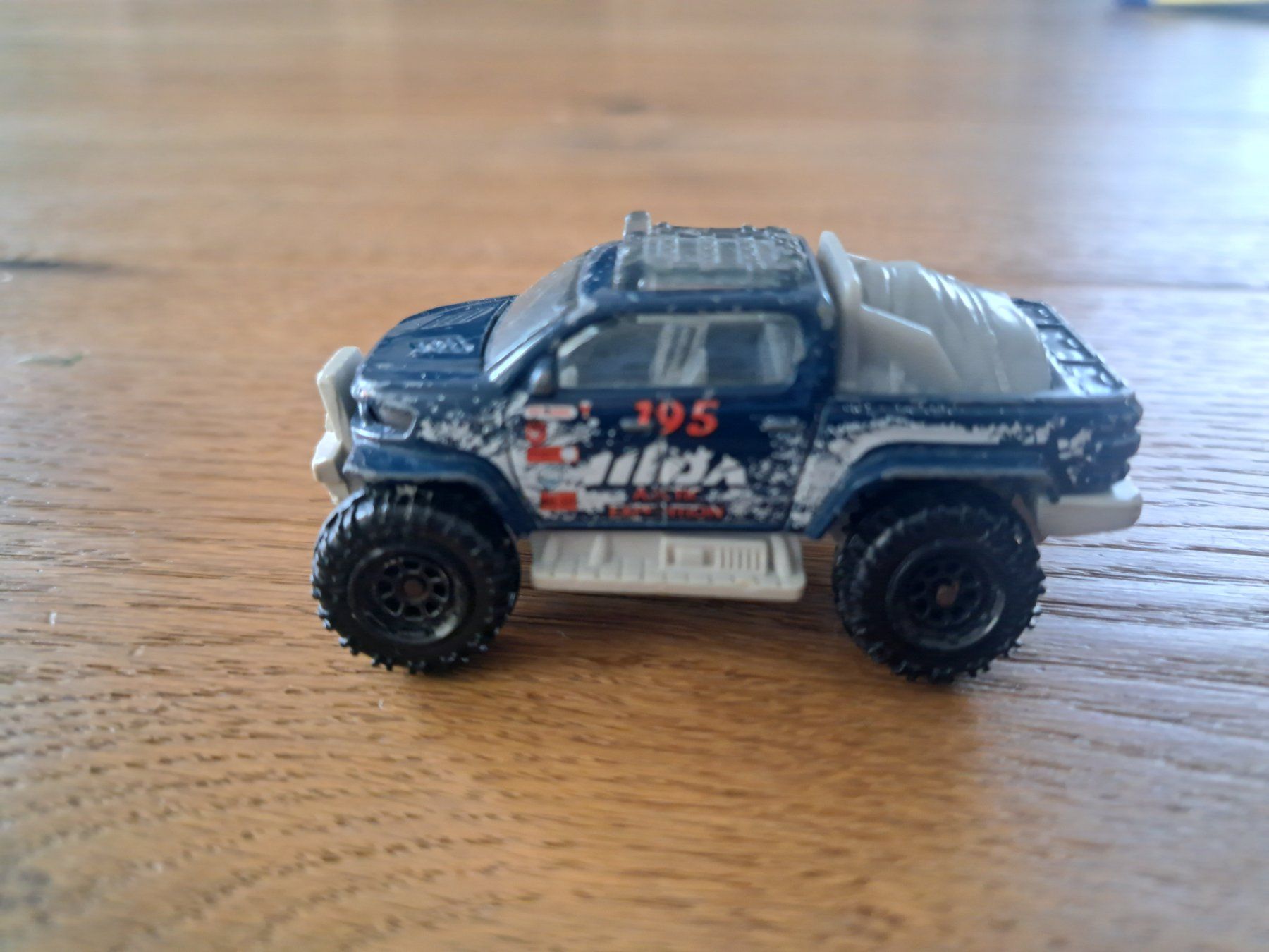 Matchbox Voitures modèles: Matchbox Snow Thrasher, Arctic Expedition – D'occasion à Winterthur par Kathy22