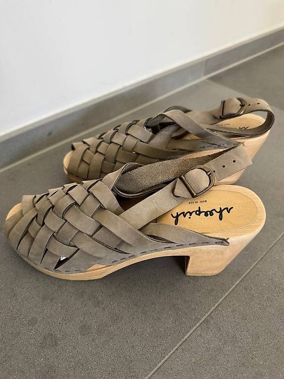 Chaussures femmes: Sandalen holzclogs – D'occasion à Zürich par mic_key 1
