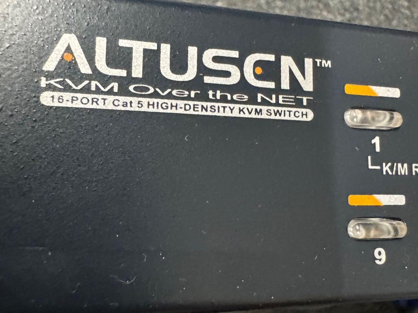 Racks & Cavalletti: ATEN KH1516Ai KVM-Switch 16-Port+IP – Usato da Rapperswil SG venduto da beh_9sr2 1