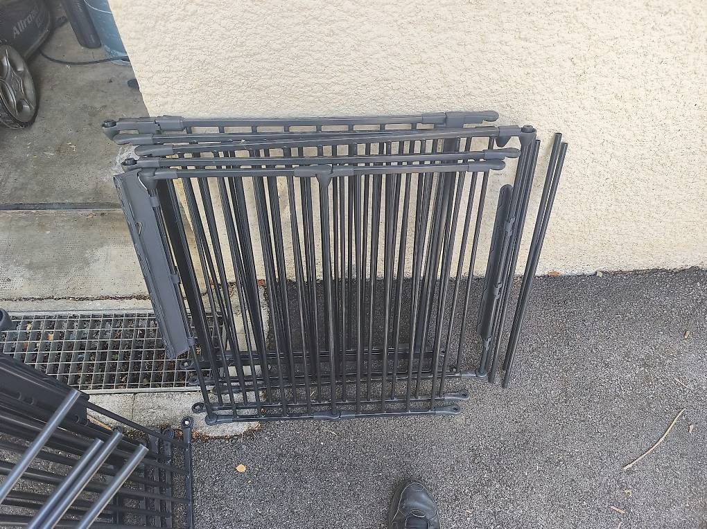 Box & Barriere di sicurezza: Barrière modulable babydan – Usato da Signy venduto da libeand