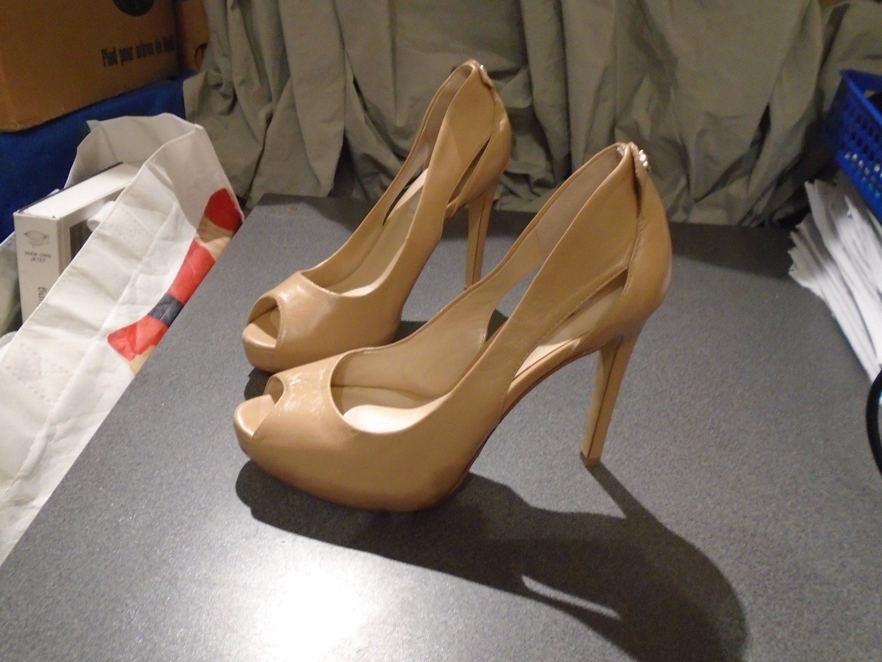 Guess Scarpe da donna: Heels Grösse 37, Guess, Nut-Farben – Usato da Zürich venduto da Motzkuh 1