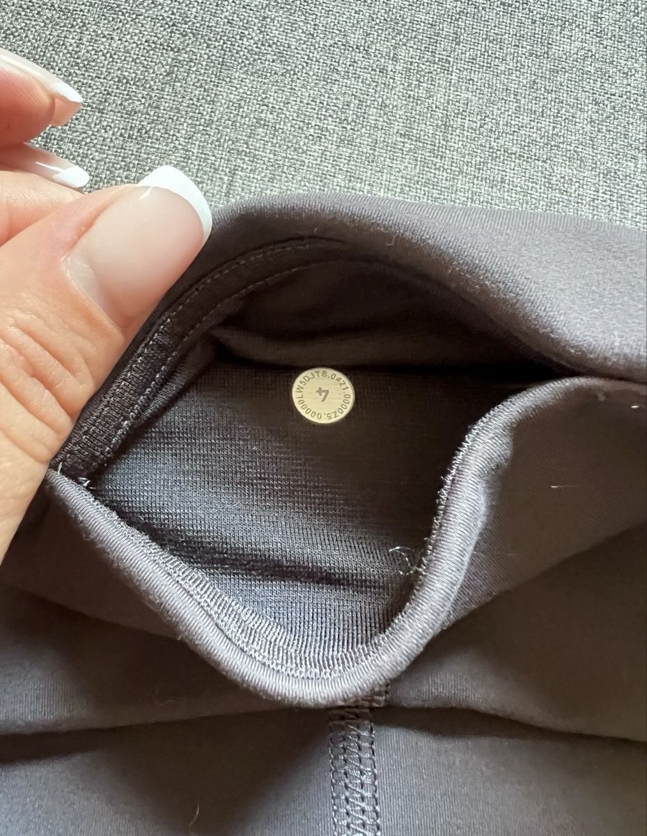 Lululemon Leggings: Lululemon InStill High-Rise Tight 25 – Neu (gemäss Beschreibung) aus Meilen von lulagup 8
