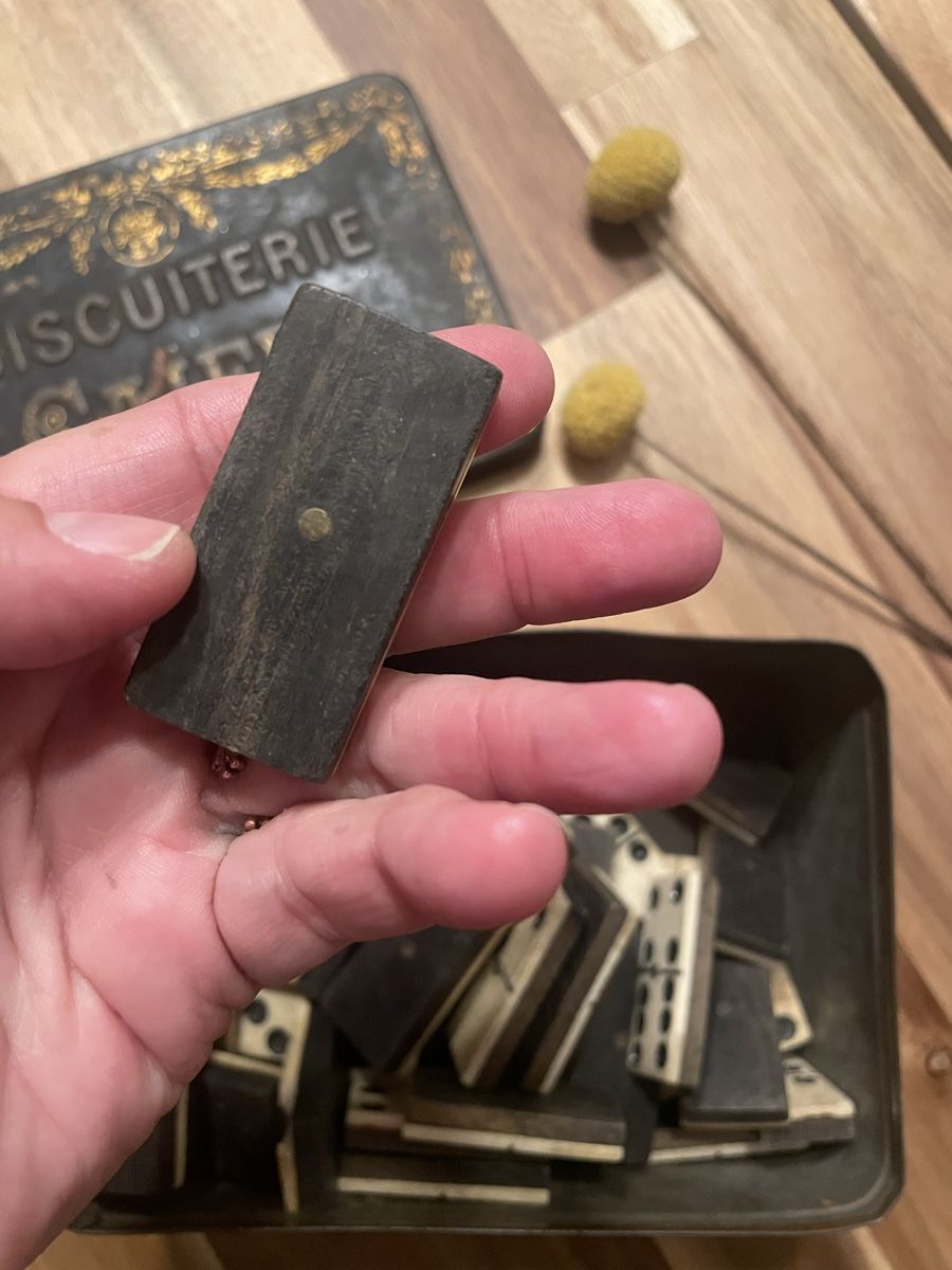 Barattoli: Dominos anciens dans une boîte originale Caiffa – Usato da Crissier venduto da Nouchki76 5